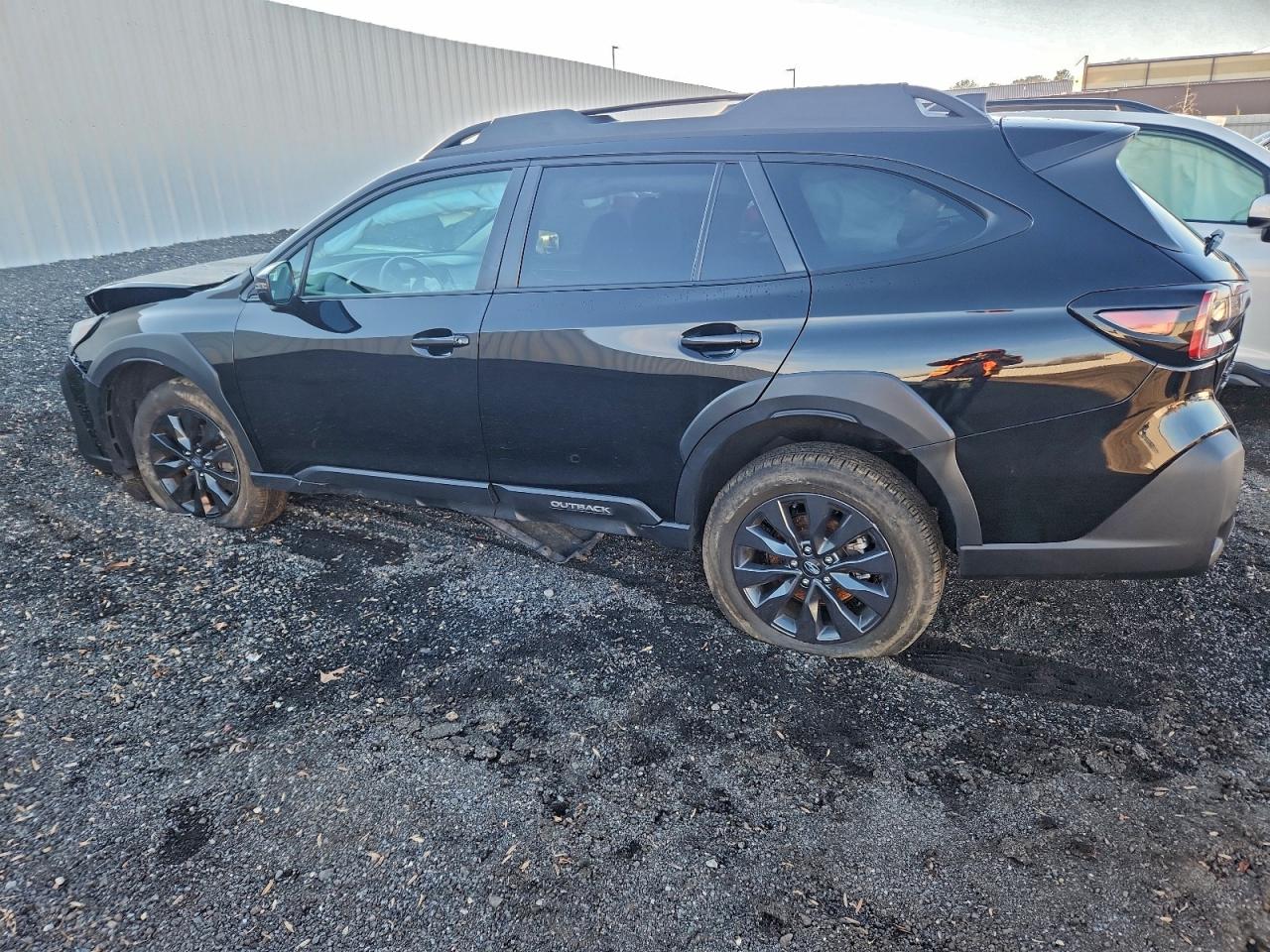 Subaru Outback Onyx Edition Image 3