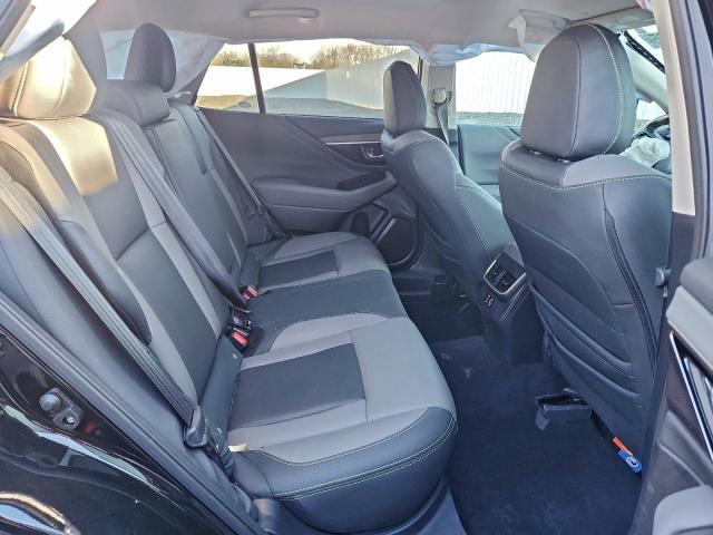 Subaru Outback Onyx Edition Image 12