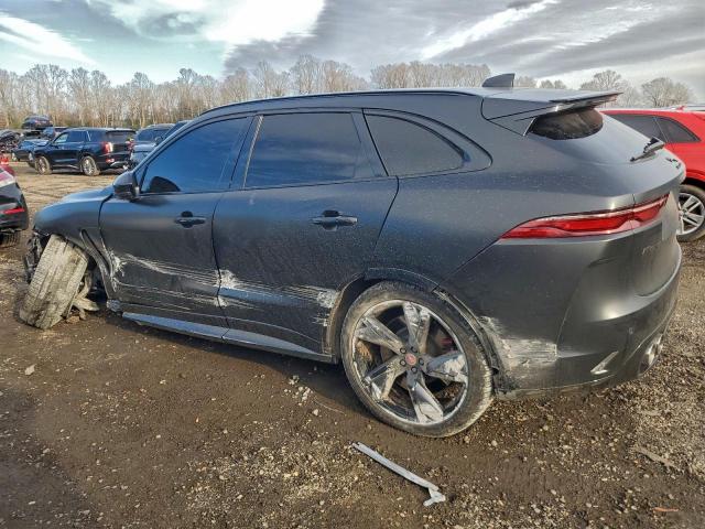 Jaguar F-PACE Svr Image 7