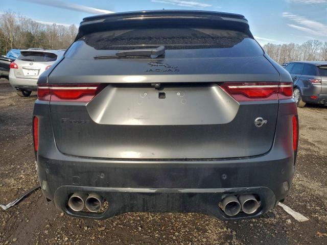 Jaguar F-PACE Svr Image 3