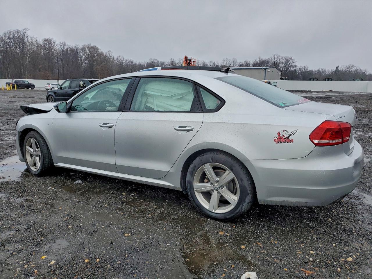 Volkswagen Passat S Image 6