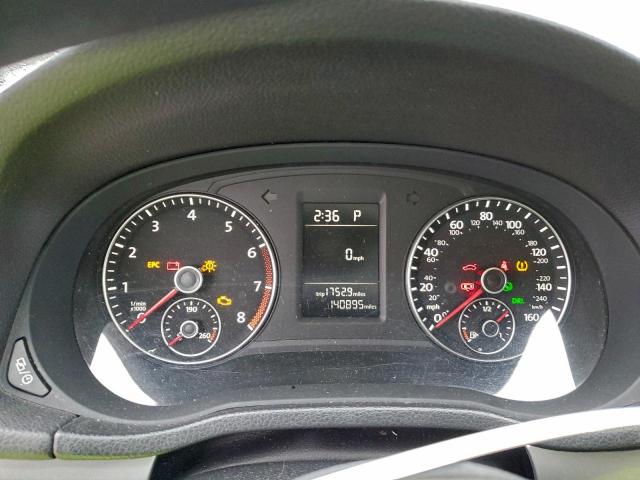 Volkswagen Passat S Image 12