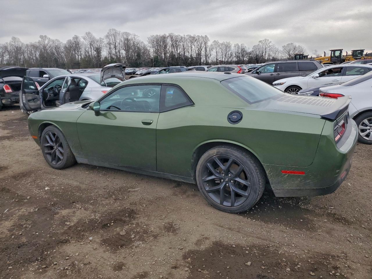 Dodge Challenger Sxt Image 2