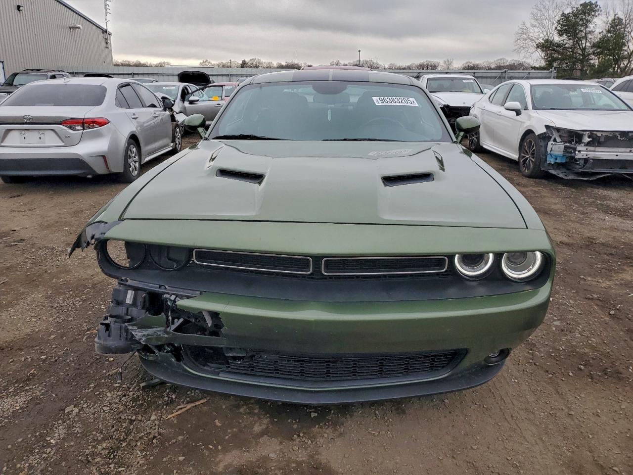 Dodge Challenger Sxt Image 5