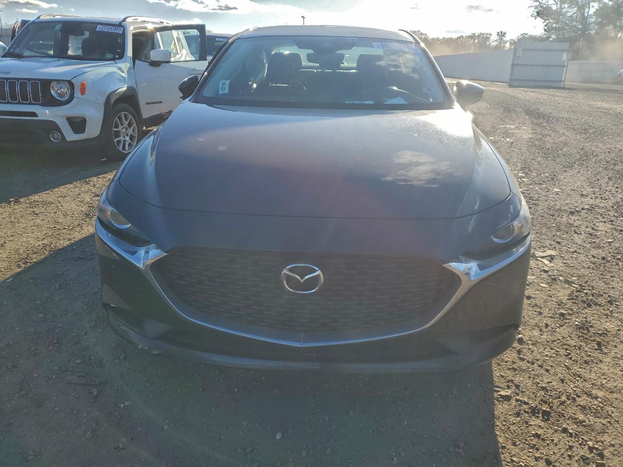 Mazda 3 Select Image 3