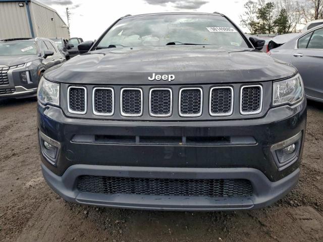 Jeep Compass Latitude Image 3