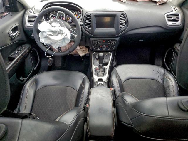Jeep Compass Latitude Image 8