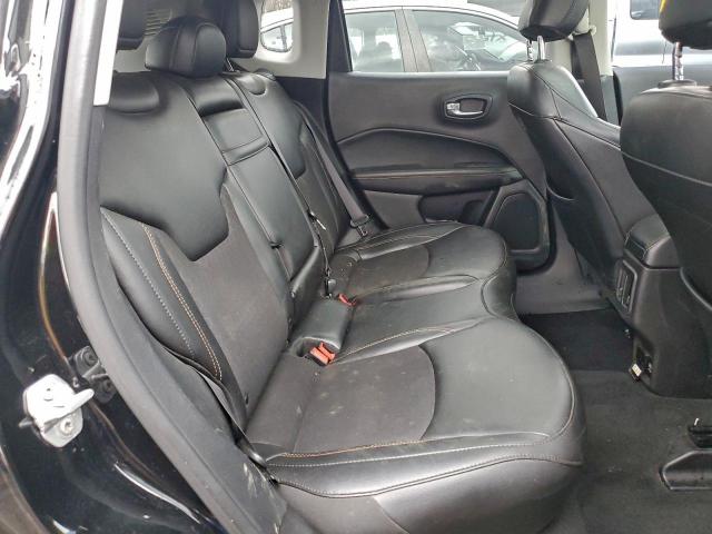 Jeep Compass Latitude Image 12