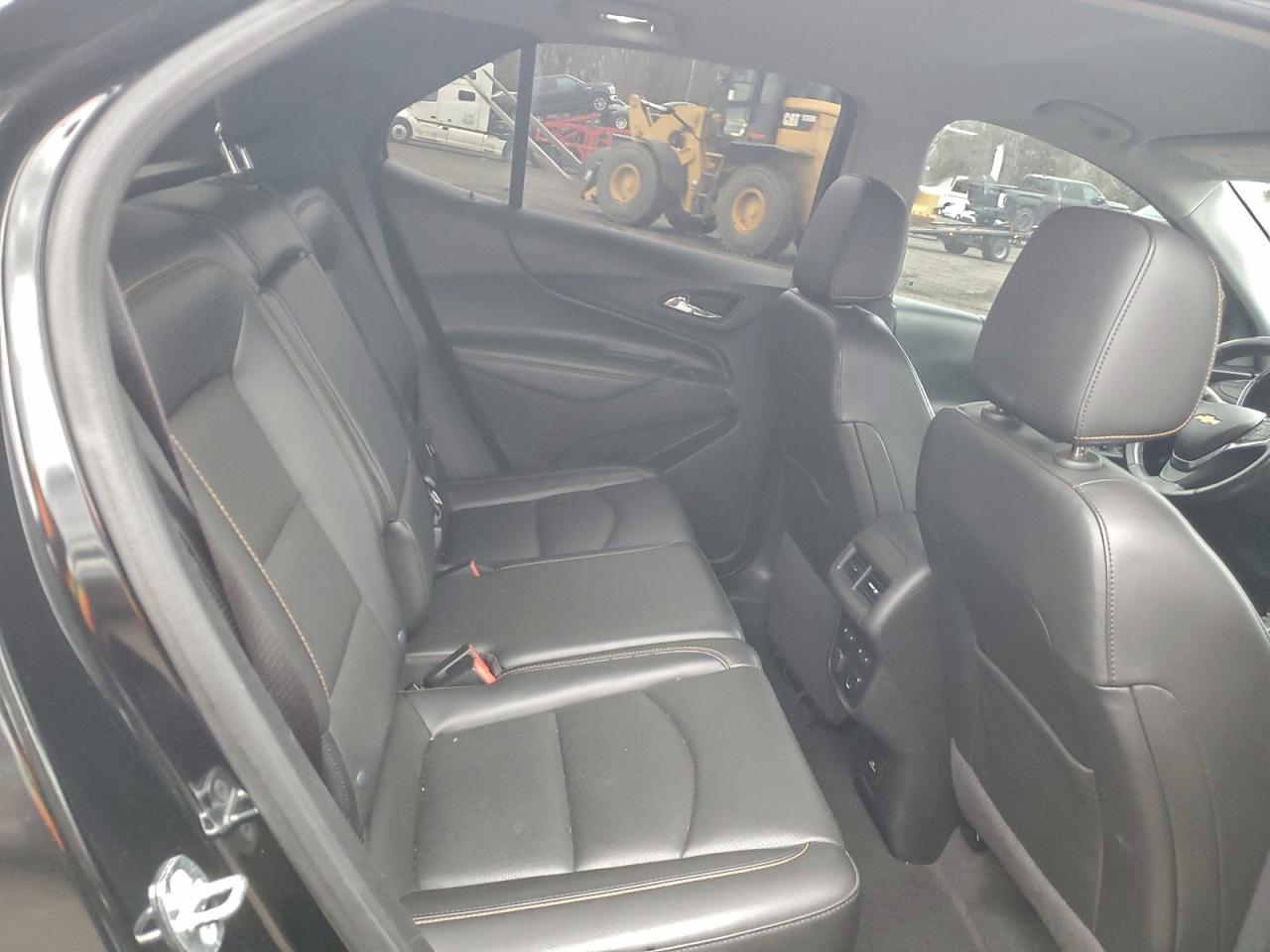 Chevrolet Equinox Premier Image 10