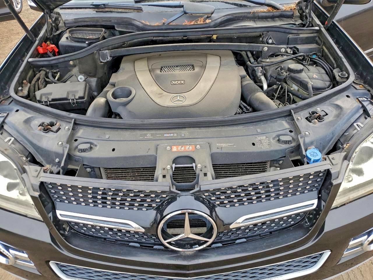 Mercedes-Benz G-Class 450 4matic Image 8