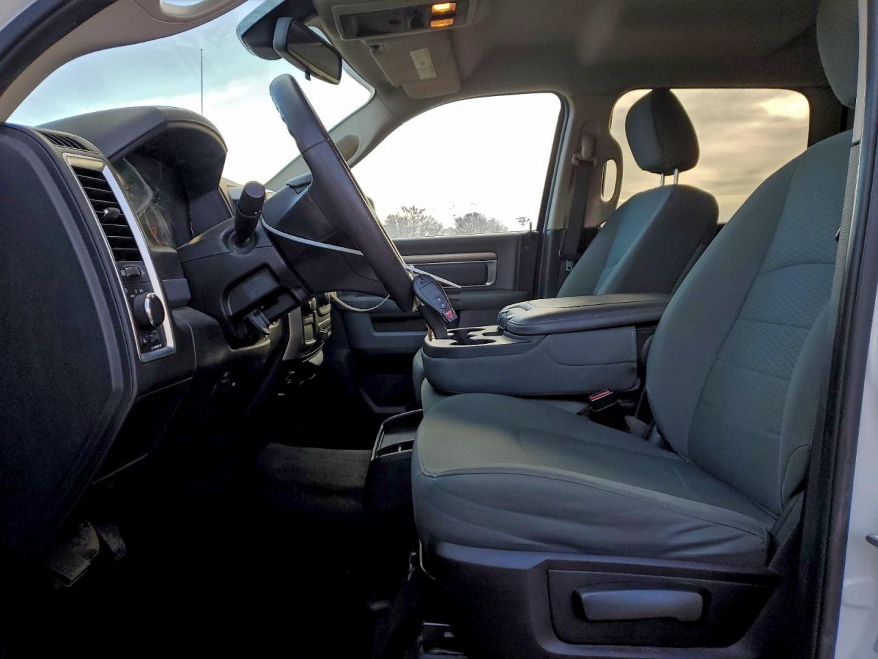 Ram 2500 Slt Image 2