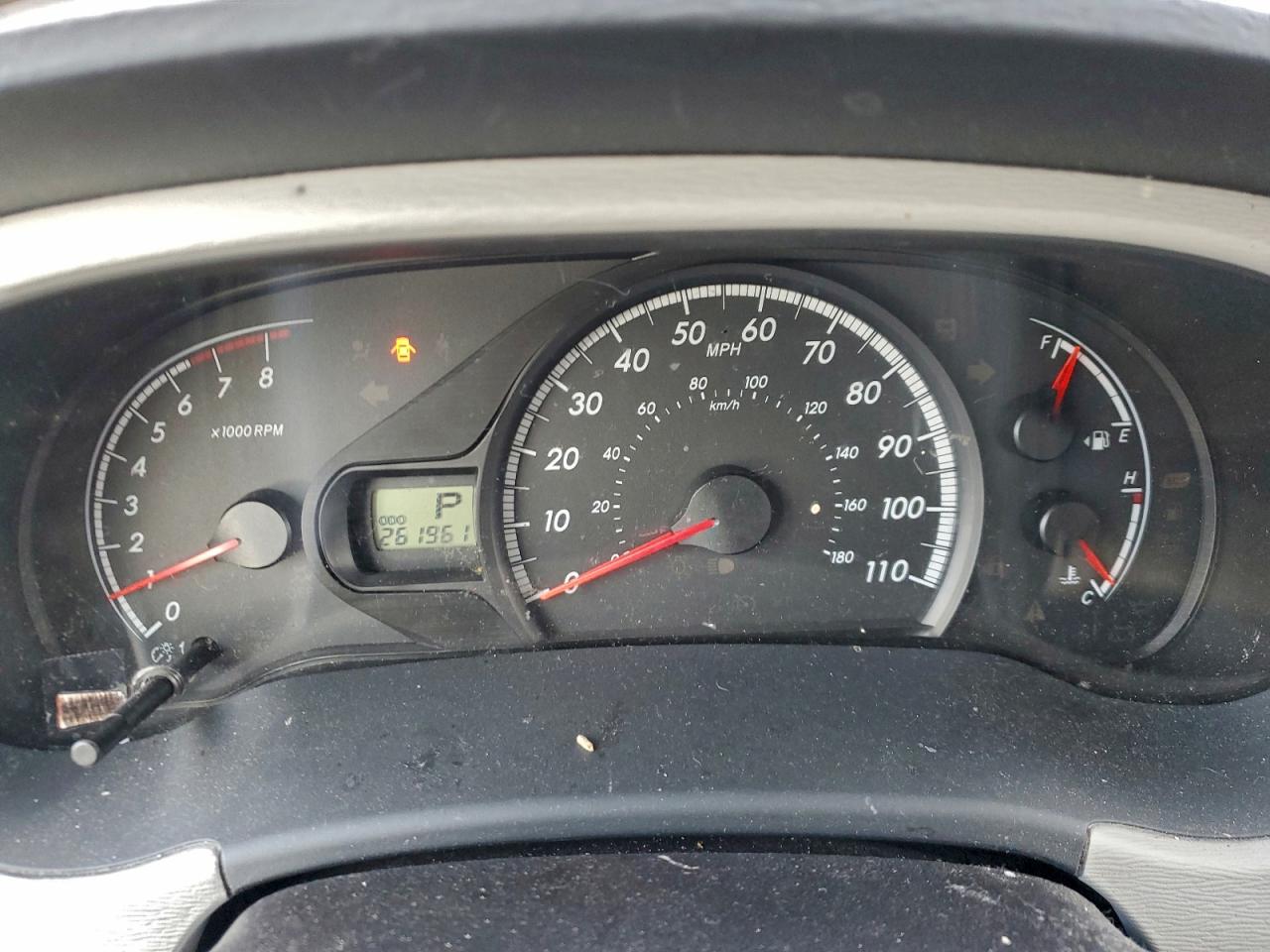 Toyota Sienna Le Image 3