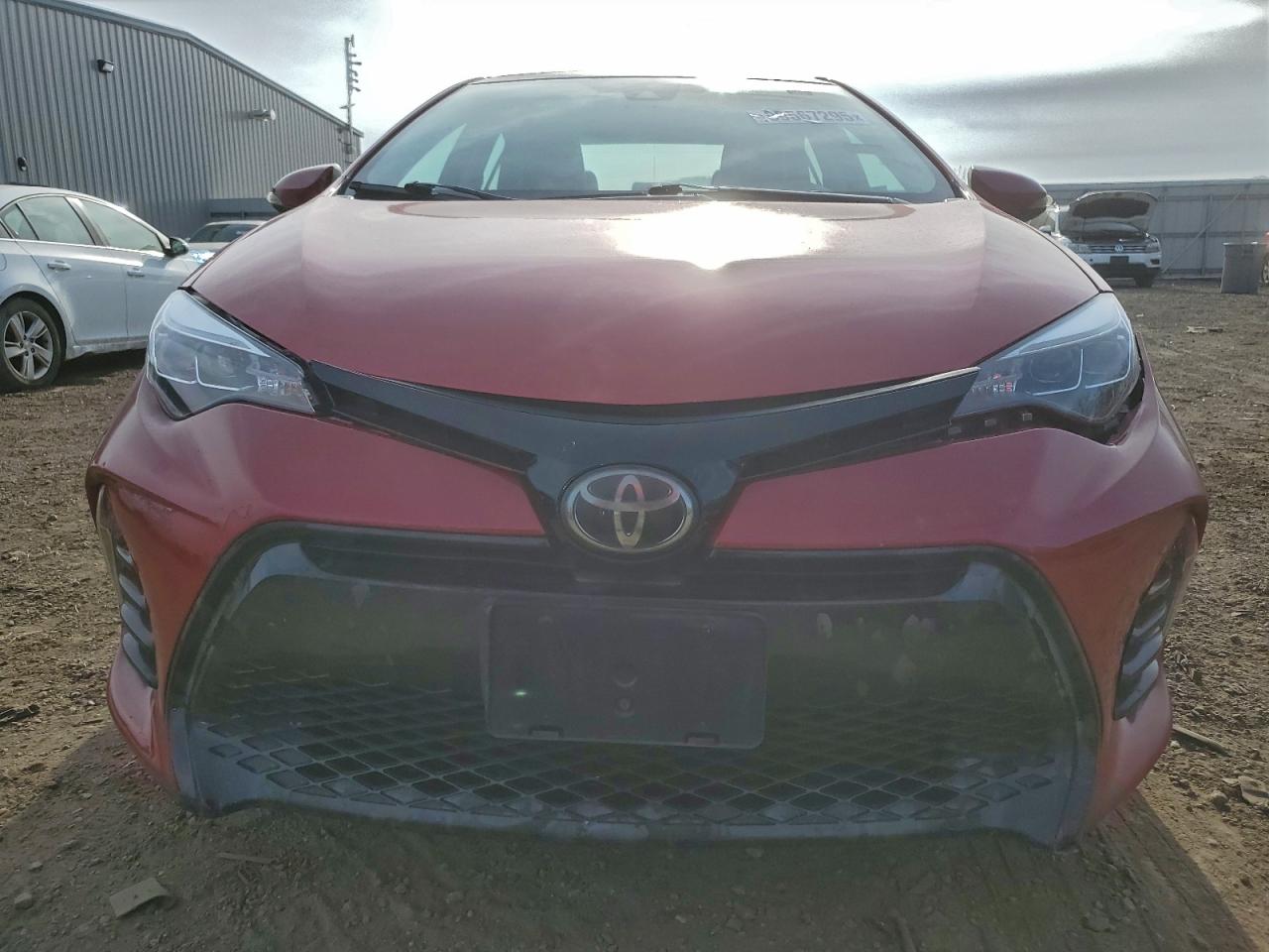 Toyota Corolla L Image 2