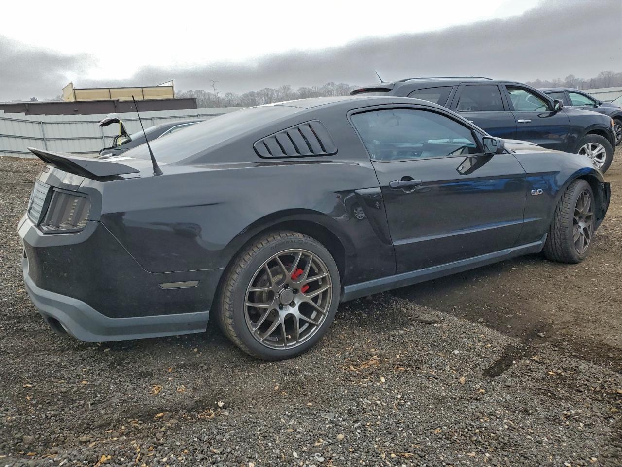 Ford Mustang Gt Image 2