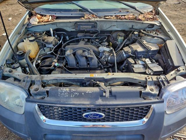 Ford Escape Xlt Image 10