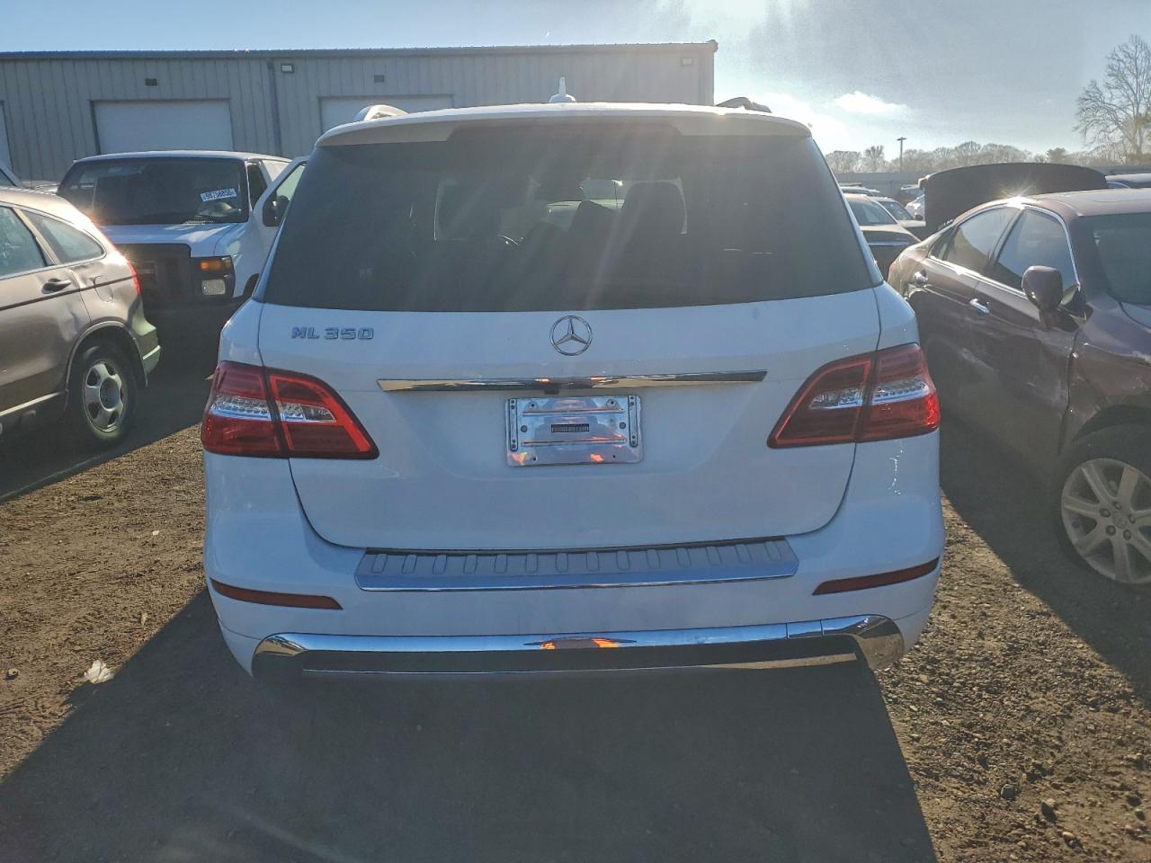 Mercedes-Benz M-Class 350 Image 5