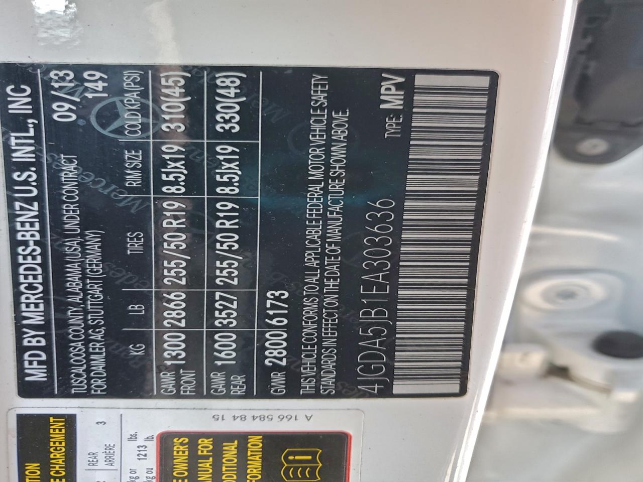 Mercedes-Benz M-Class 350 Image 8