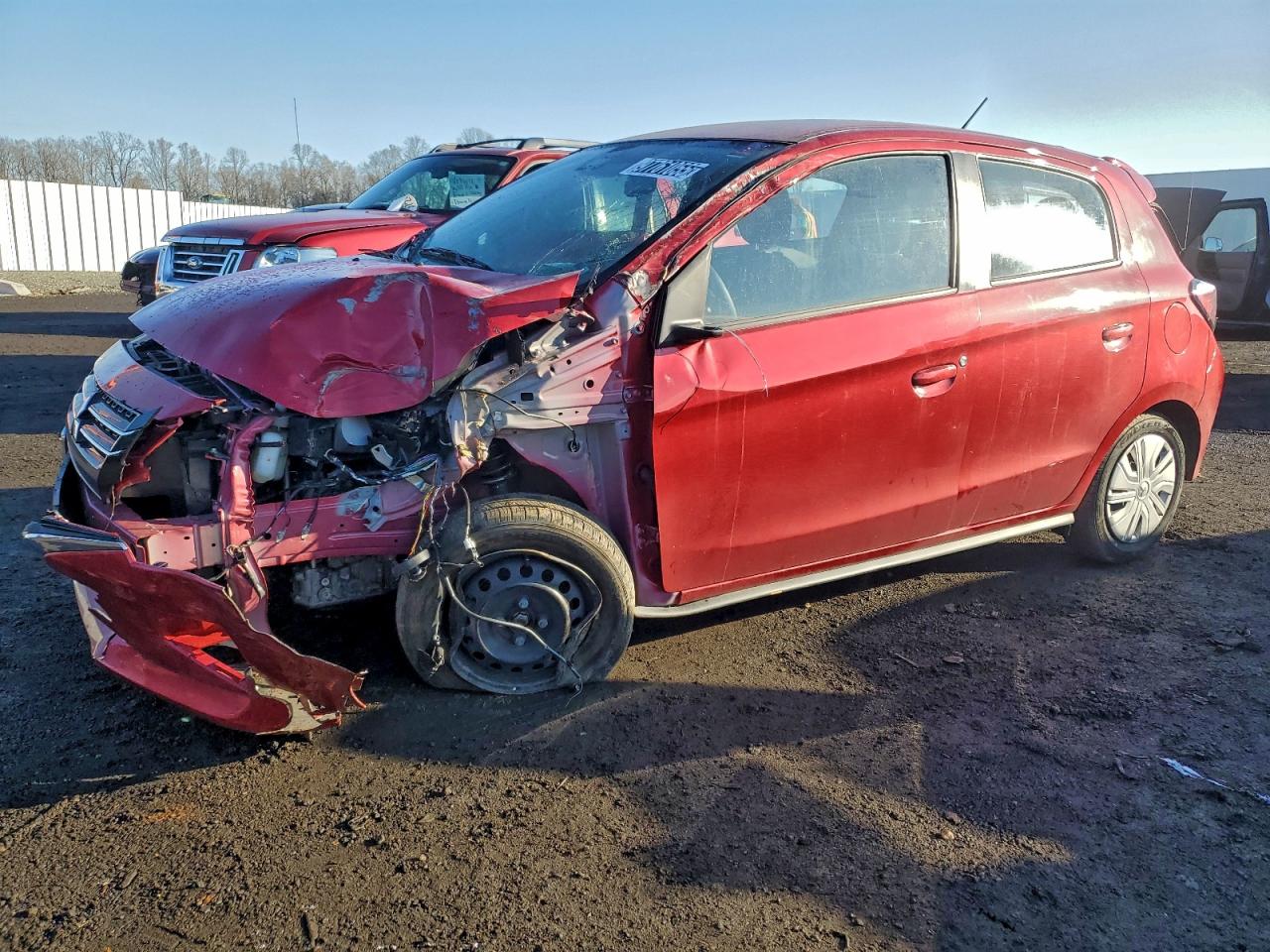 Mitsubishi Mirage Es Image 1