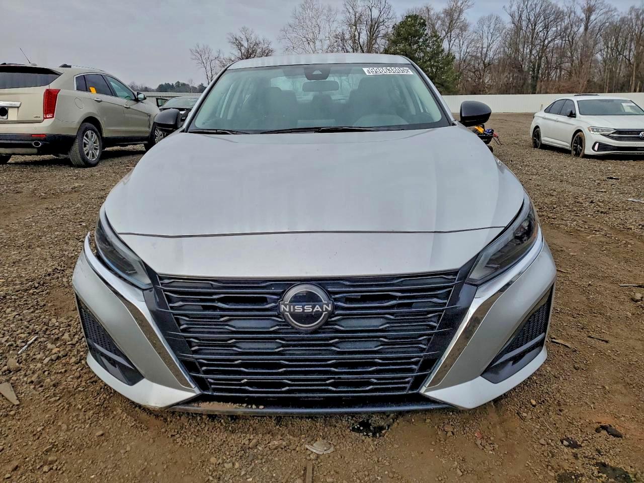 Nissan Altima Sv Image 10