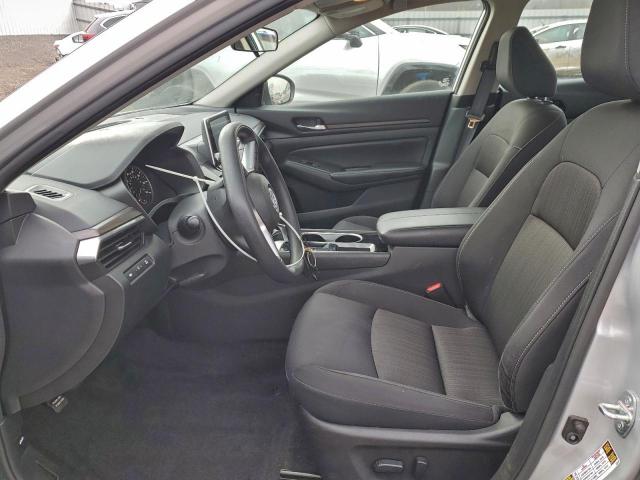 Nissan Altima Sv Image 6