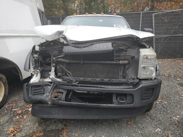 Ford F-450 Super Duty Image 3