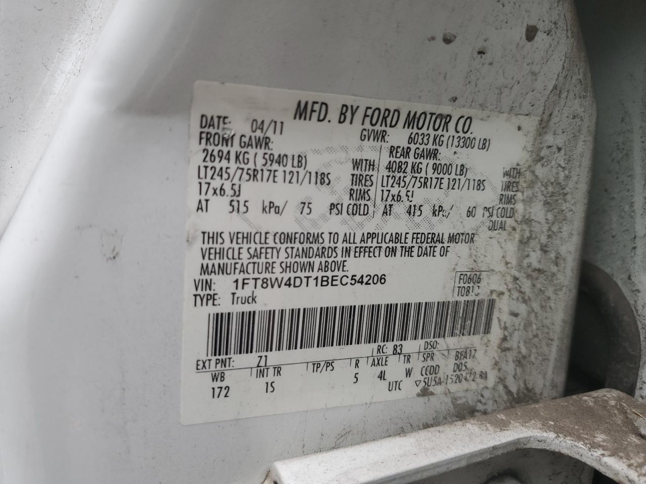 Ford F-450 Super Duty Image 9