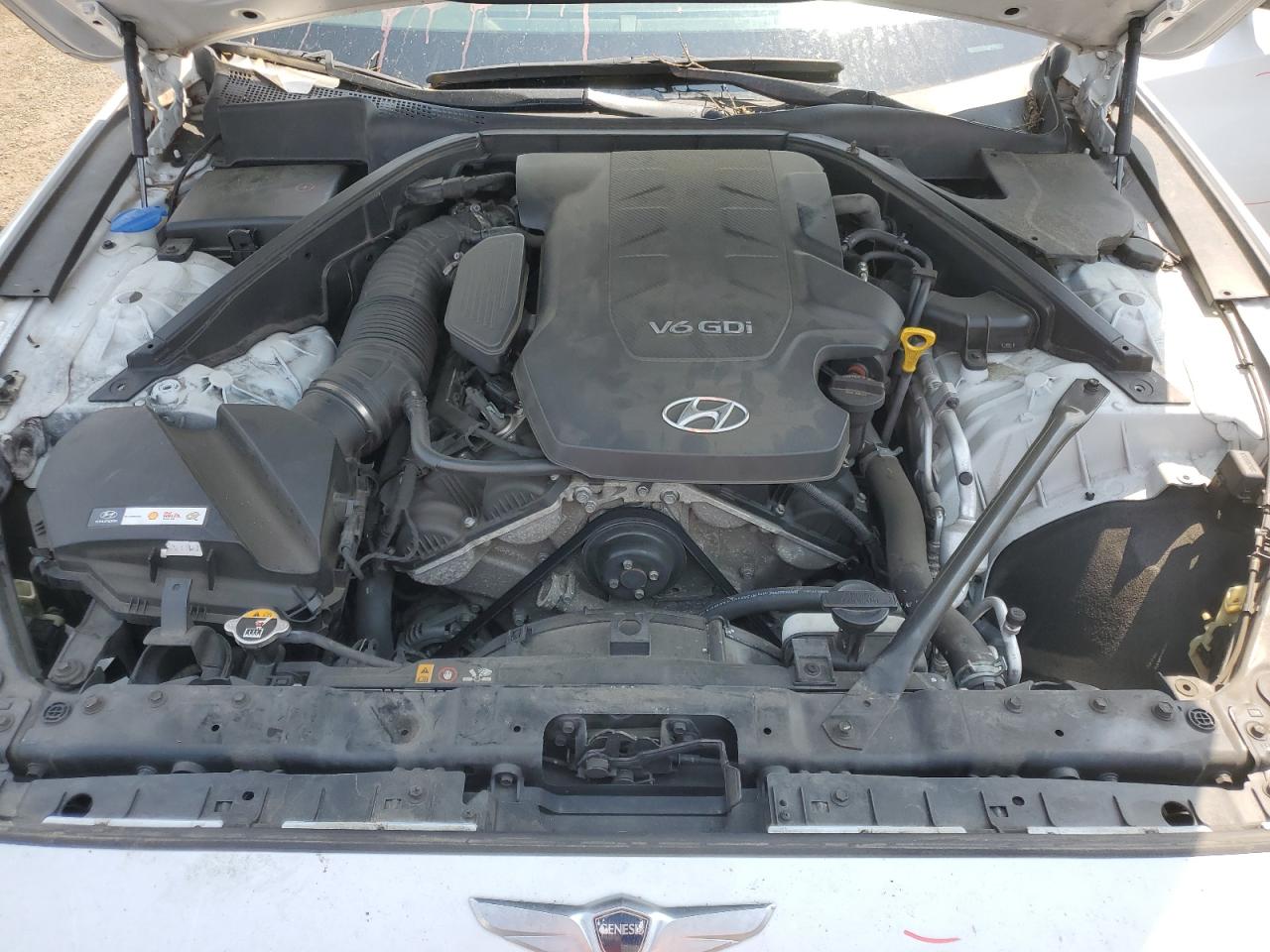 Hyundai Genesis 3.8l Image 11