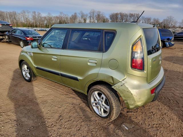 Kia Soul + Image 13