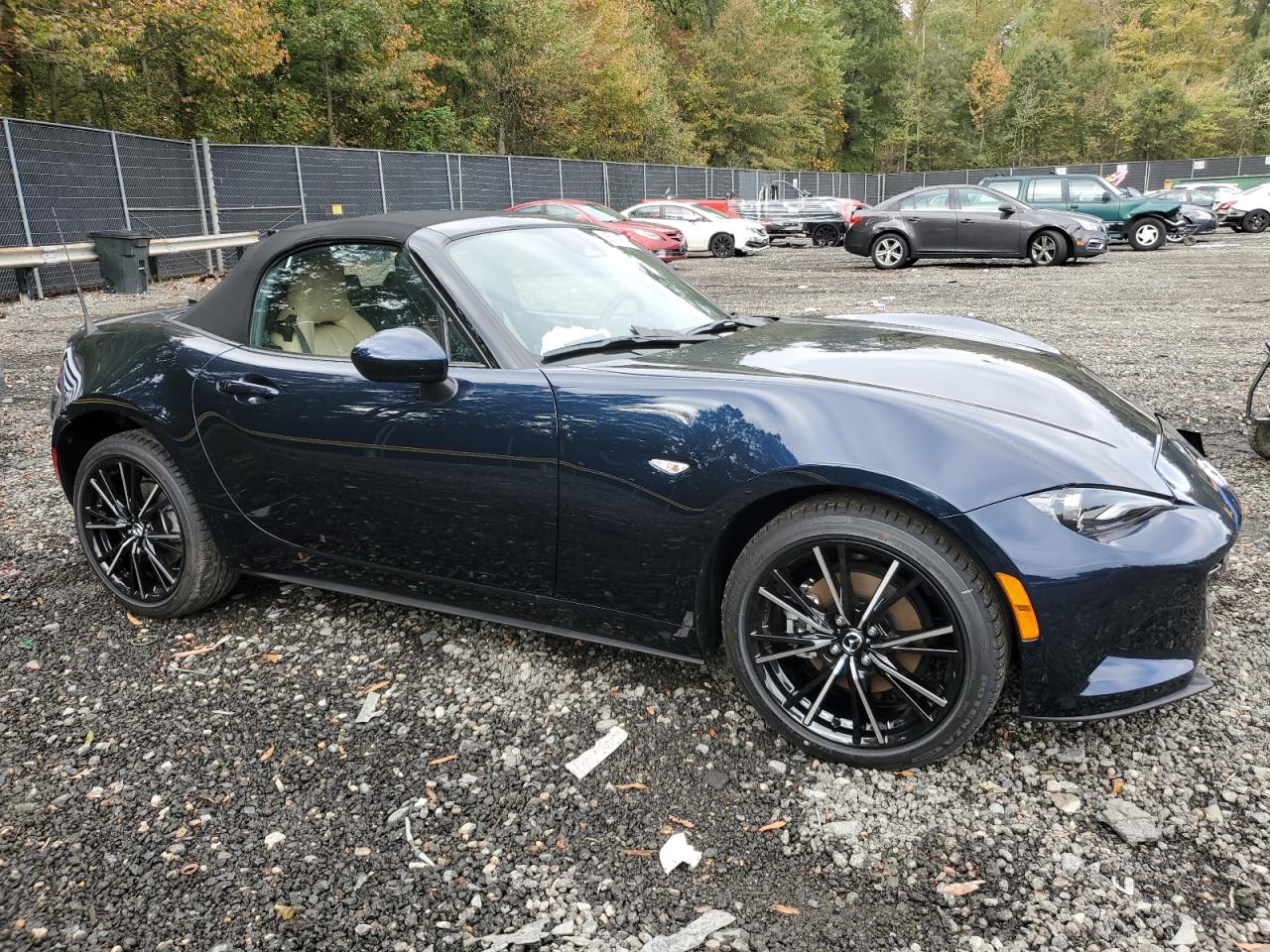 Mazda Mx5 Grand Touring Image 10