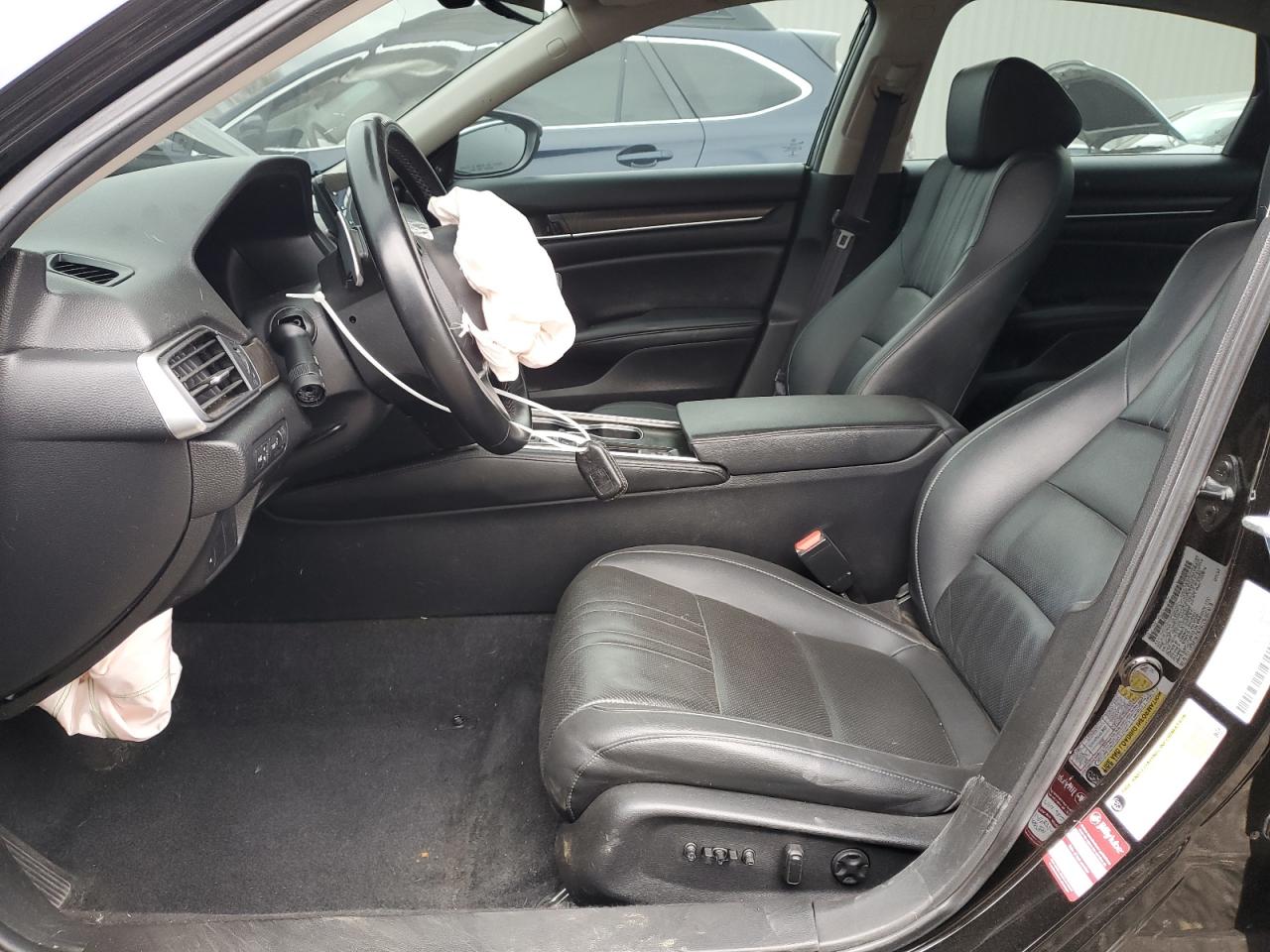 Honda Accord Touring Image 4