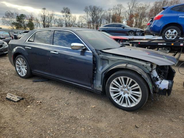 Chrysler 300 Image 5