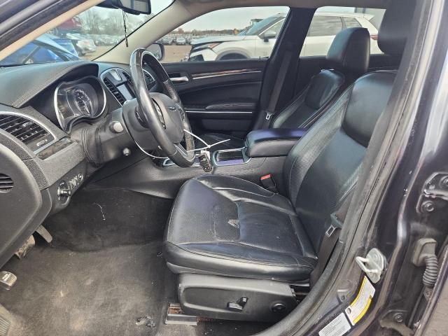 Chrysler 300 Image 12