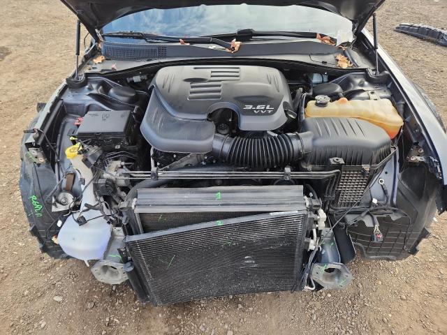 Chrysler 300 Image 10