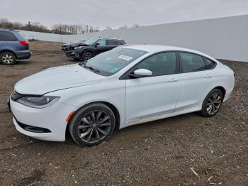  Salvage Chrysler 200