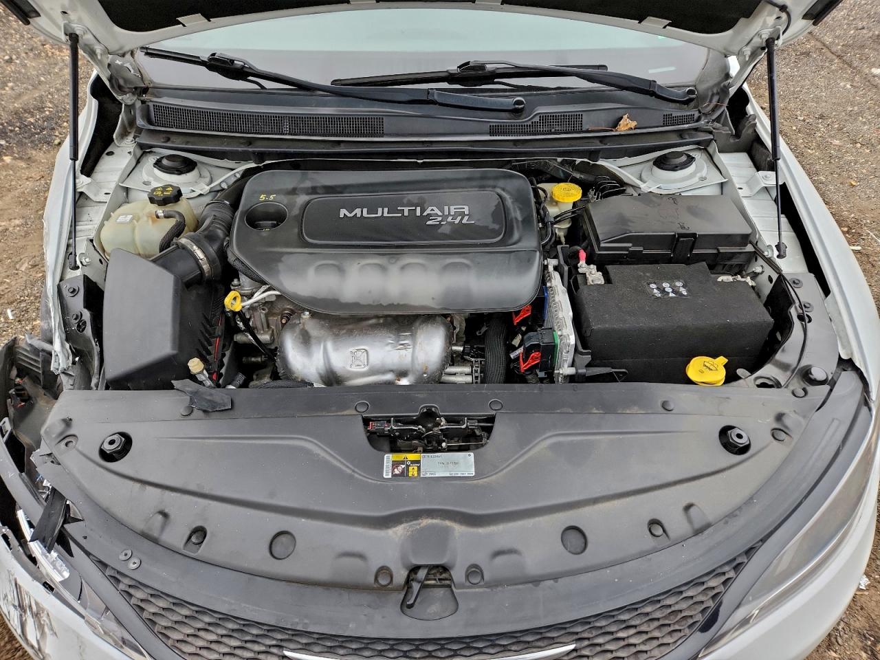 Chrysler 200 S Image 10