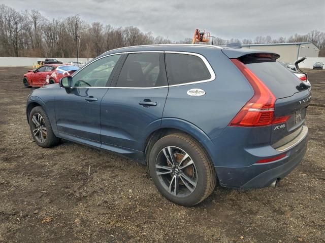 Volvo XC60 T5 Momentum Image 2