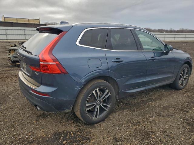 Volvo XC60 T5 Momentum Image 3