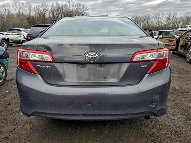 Toyota Camry L Image 6