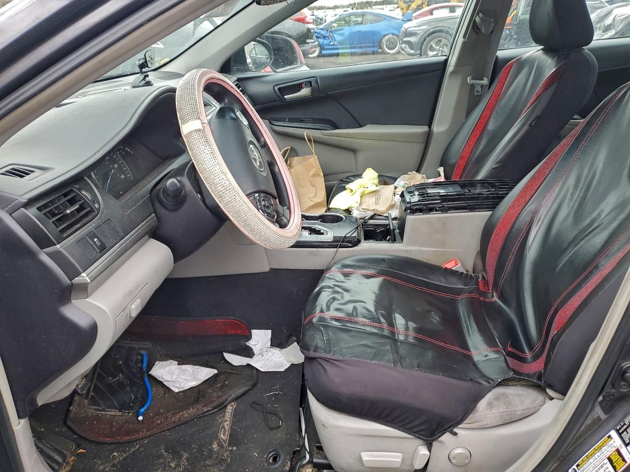 Toyota Camry L Image 3