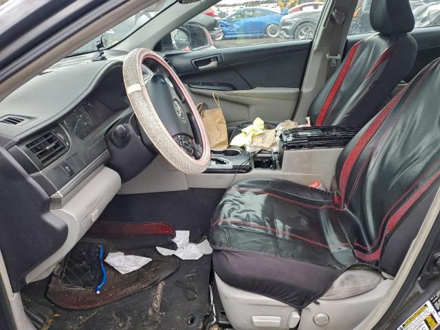 Toyota Camry L Image 3