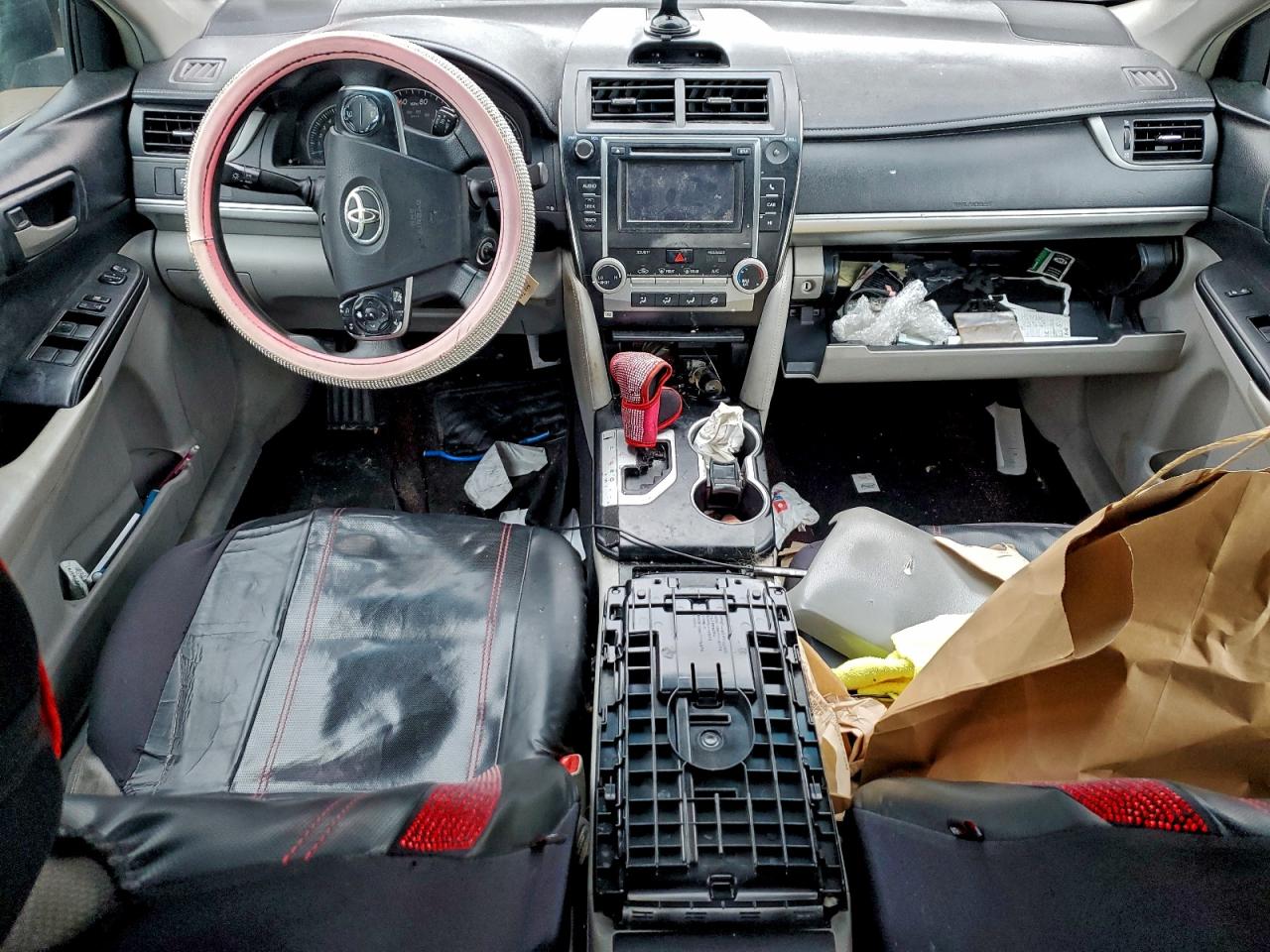 Toyota Camry L Image 11