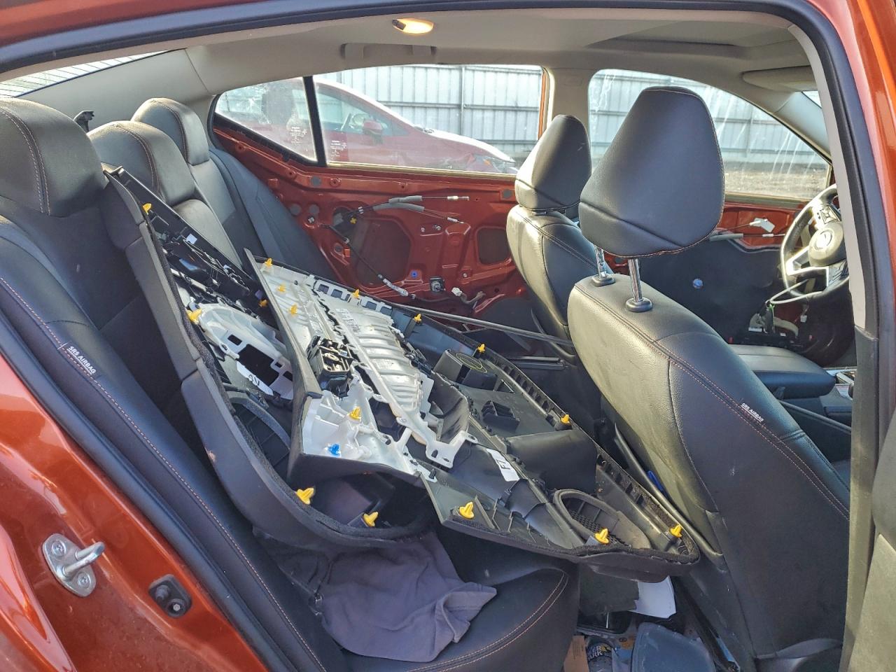 Nissan Altima Sr Image 12