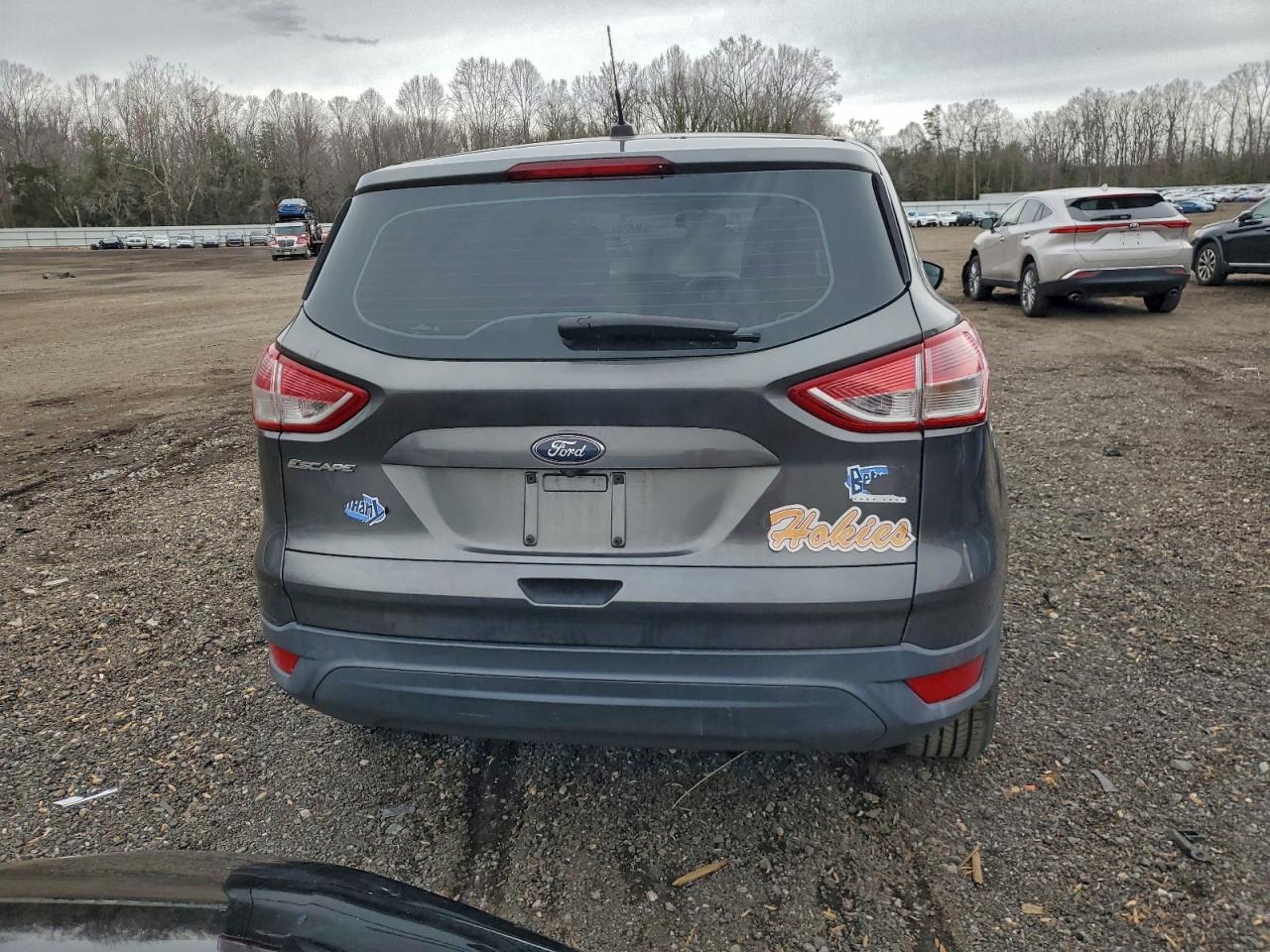 Ford Escape S Image 6