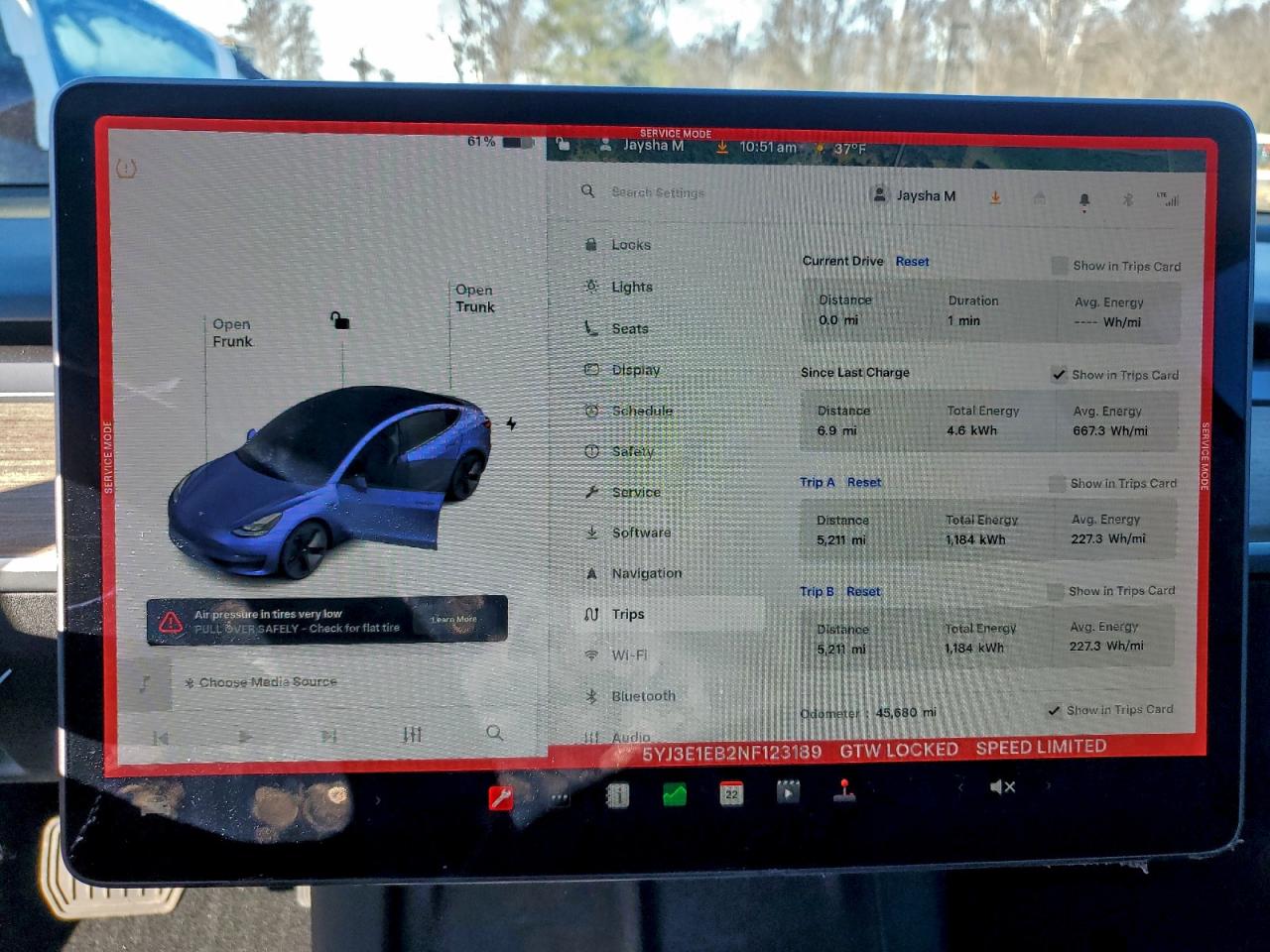 Tesla Model 3 Image 10