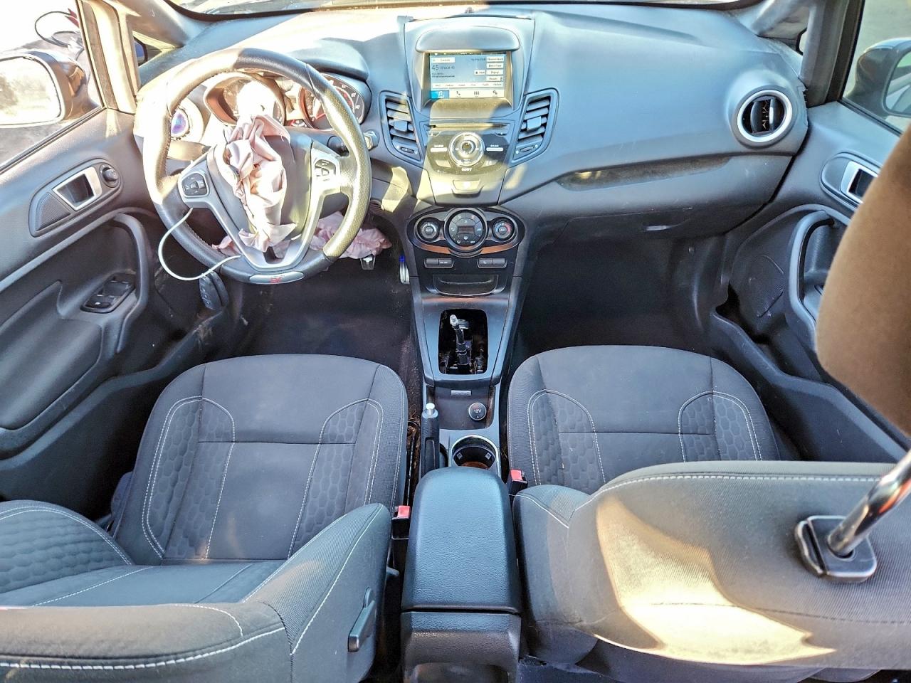 Ford Fiesta St Image 11