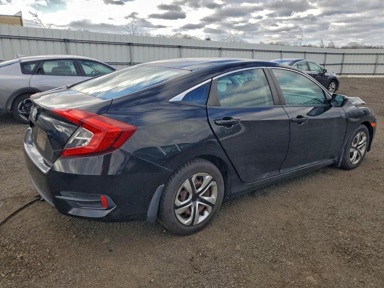 Honda Civic Lx Image 8