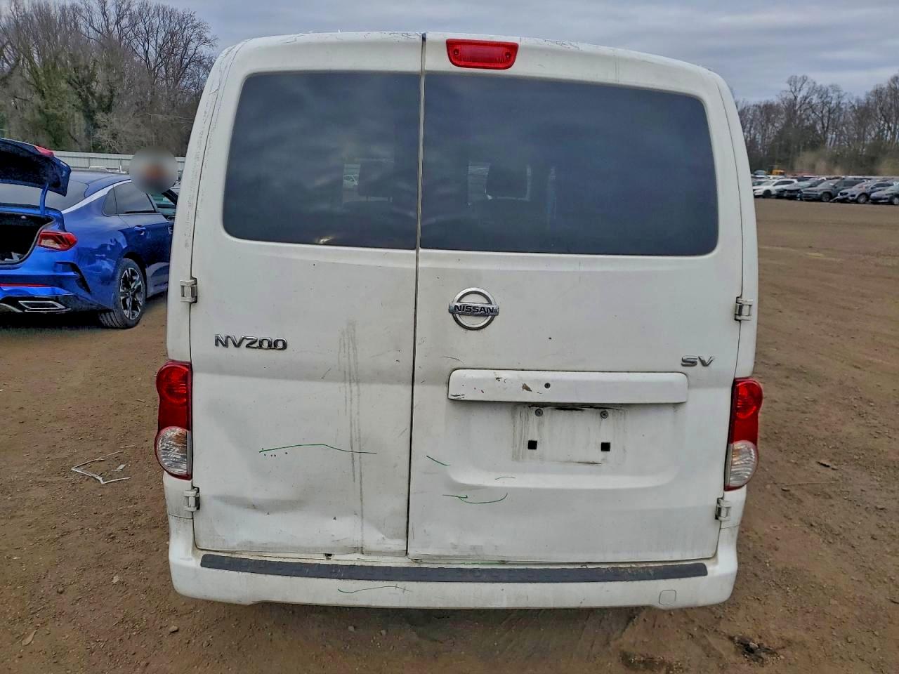 Nissan Nv 2.5s Image 12