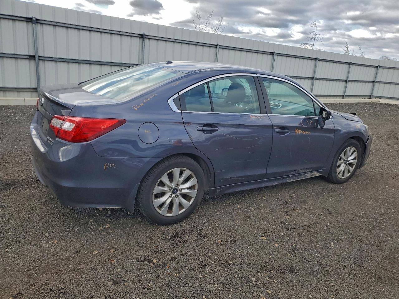 Subaru Legacy 2.5i Premium Image 11