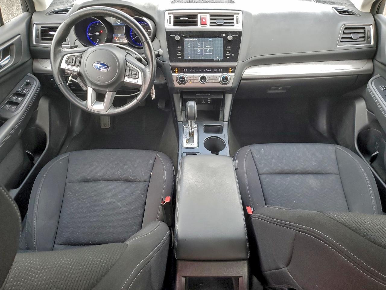 Subaru Legacy 2.5i Premium Image 7