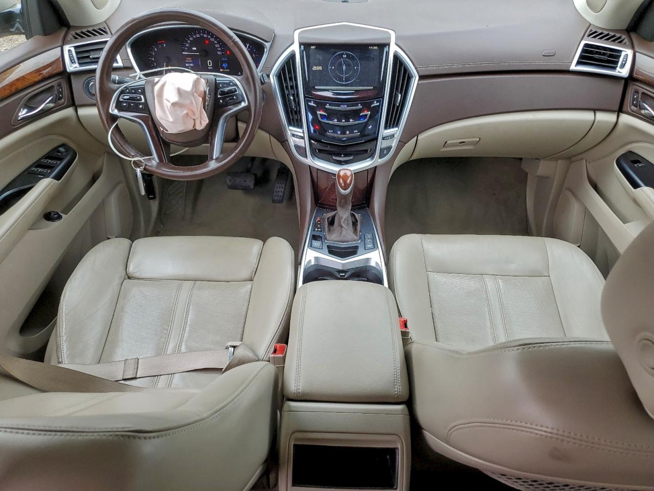 Cadillac SRX Luxury Collection Image 2